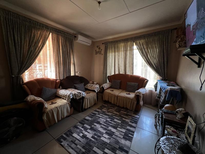 4 Bedroom Property for Sale in Kathu Northern Cape